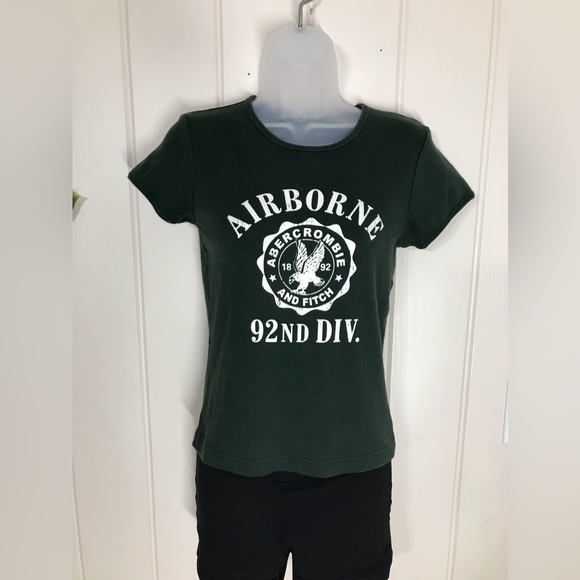 Abercrombie & Fitch Green Airborne 92nd Division Graphic Blouse 
Medium 8 - 10 - Picture 8 of 14